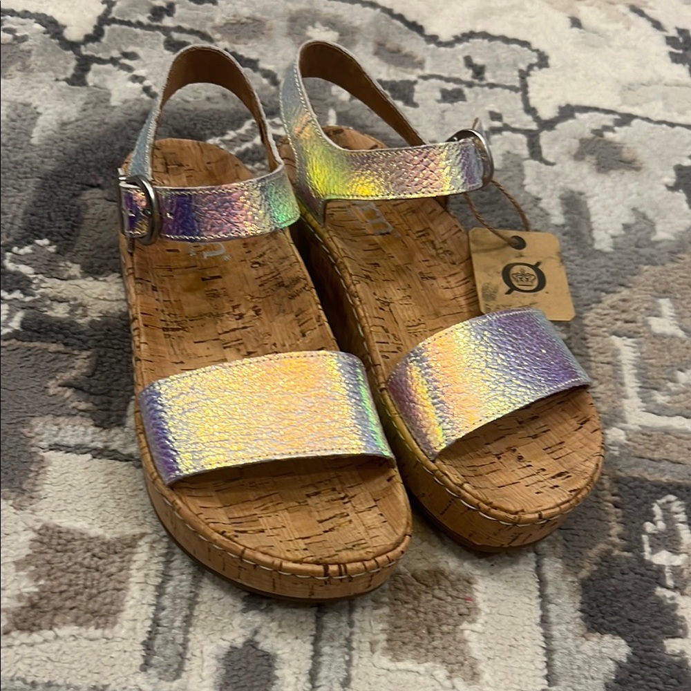 NWT Born Holographic Platform Sandals